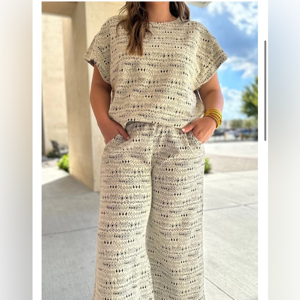 Textured Pant Set